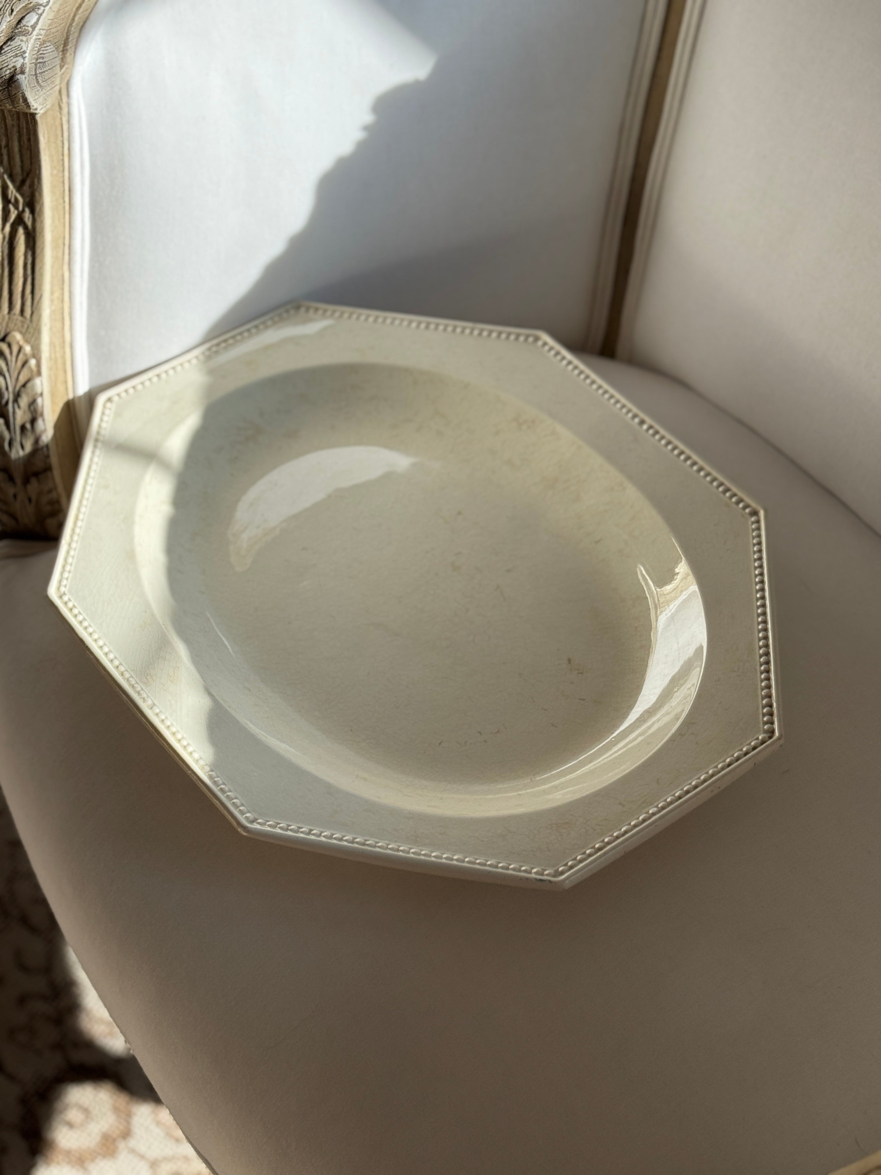 Creil et Montereau Octagonal Platter, Perles Model