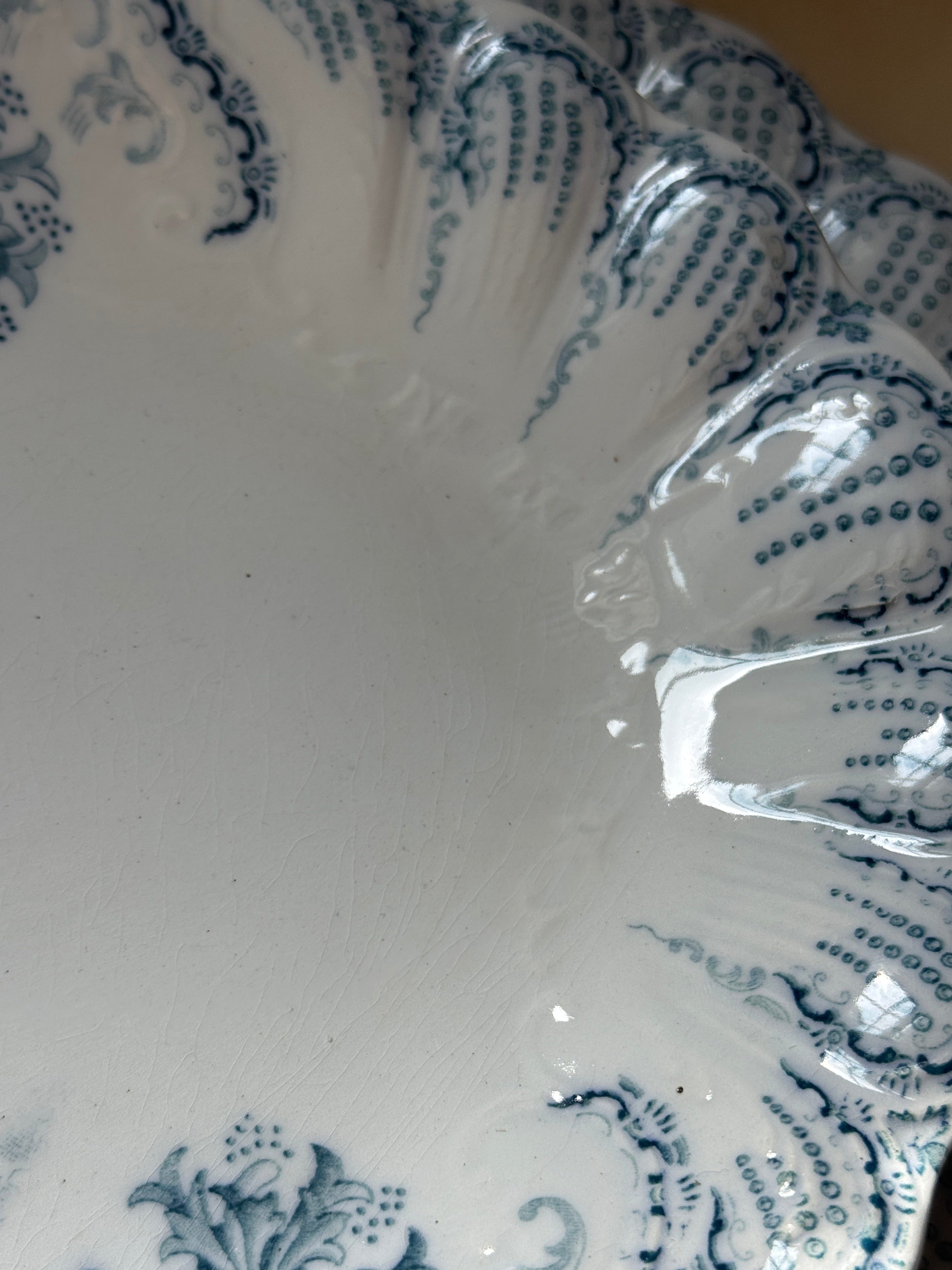 Saint-Amand Transferware Platter, Régence Pattern