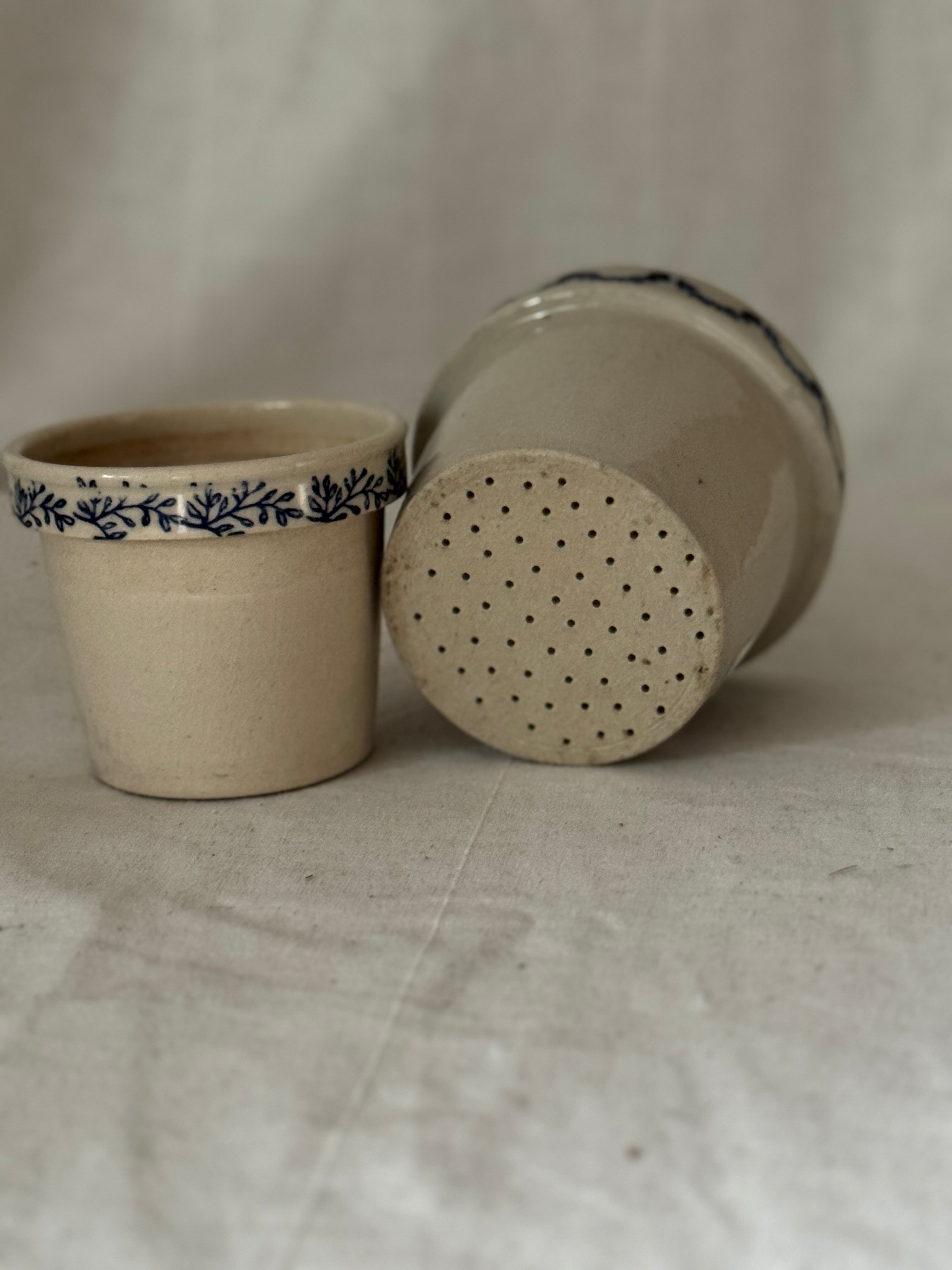 Antique Saint-Uze Tea Infuser, Early 20th Century