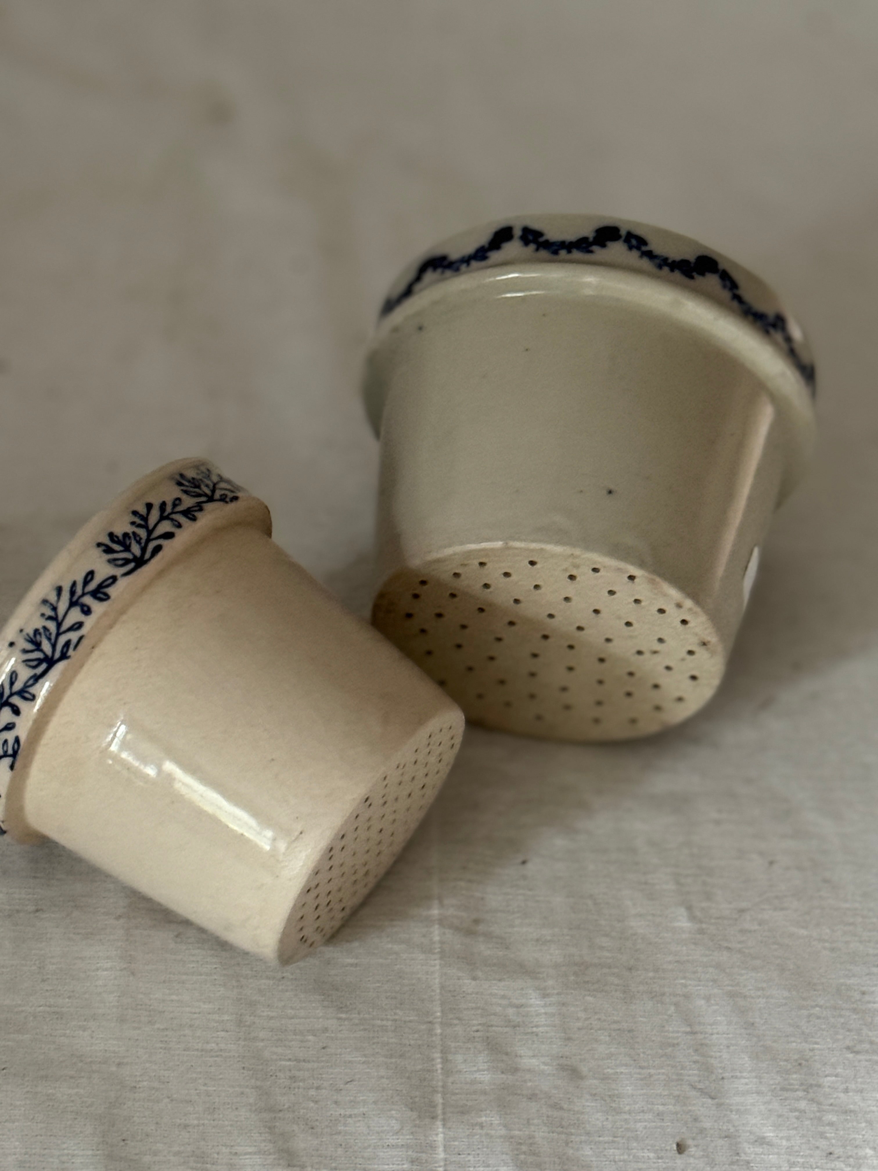 Antique Saint-Uze Tea Infuser, Early 20th Century
