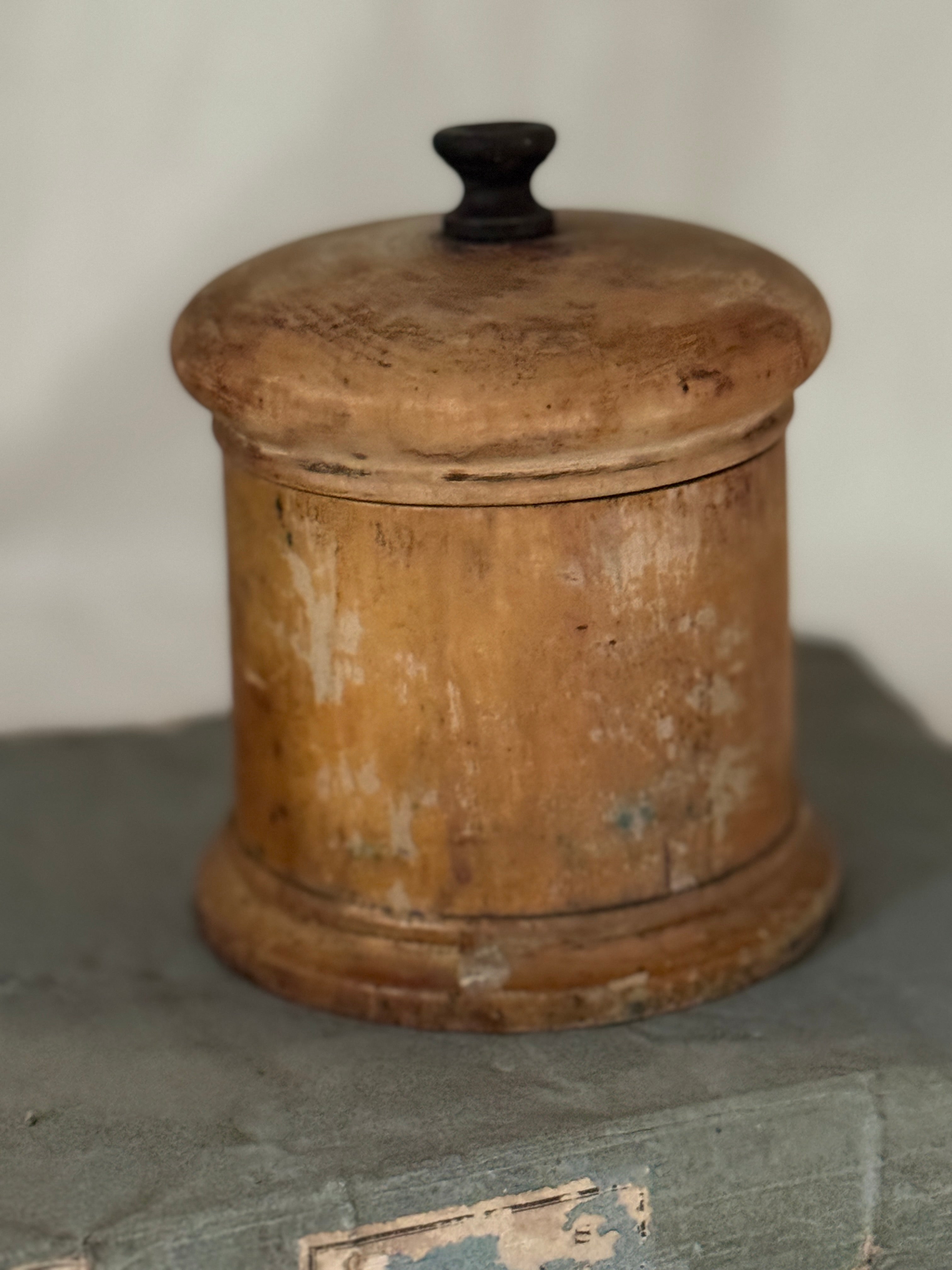 Antique Swedish Turned Wood String Box, 19th Century