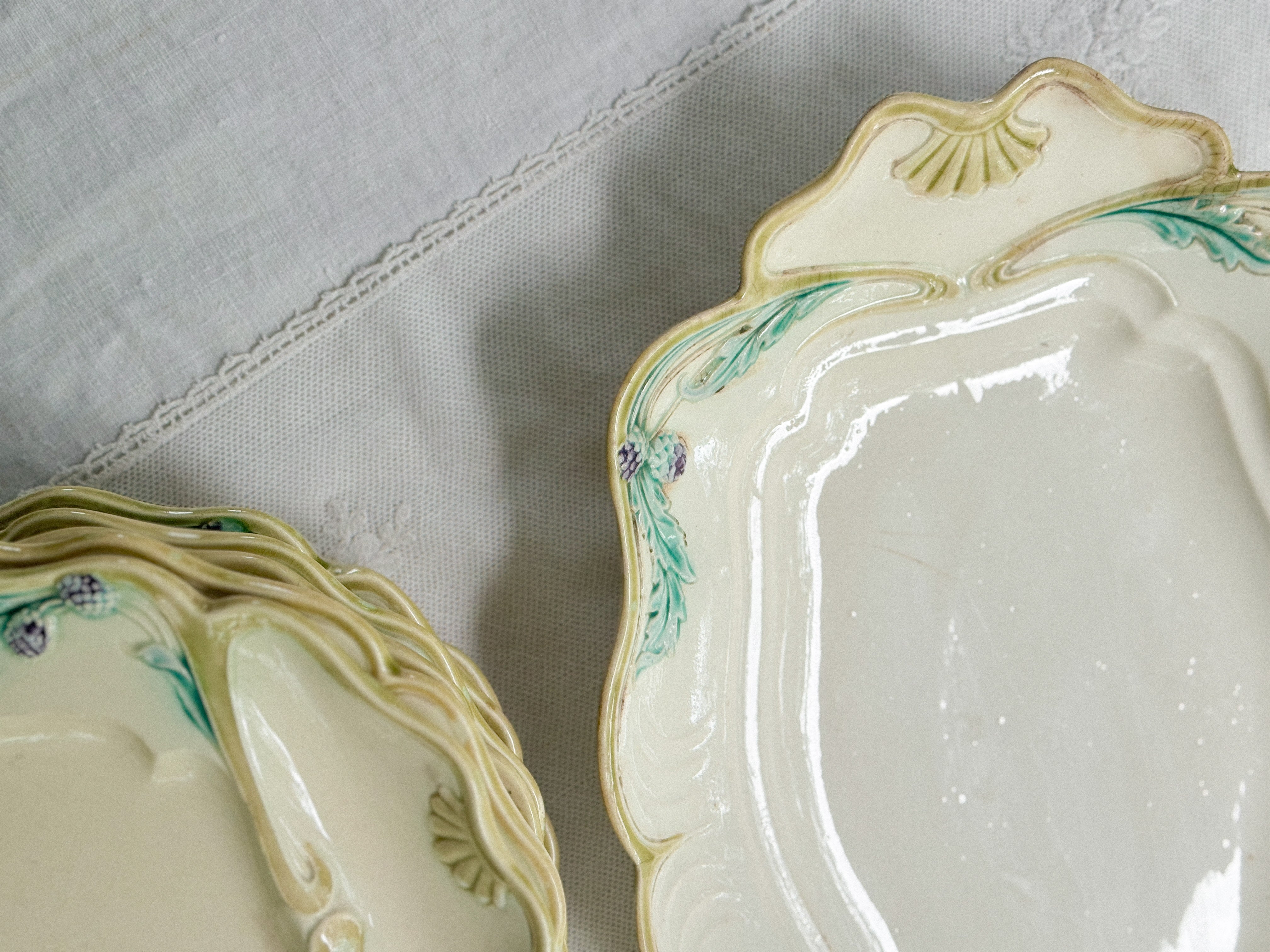 French Barbotine Asparagus Platter, Art Nouveau