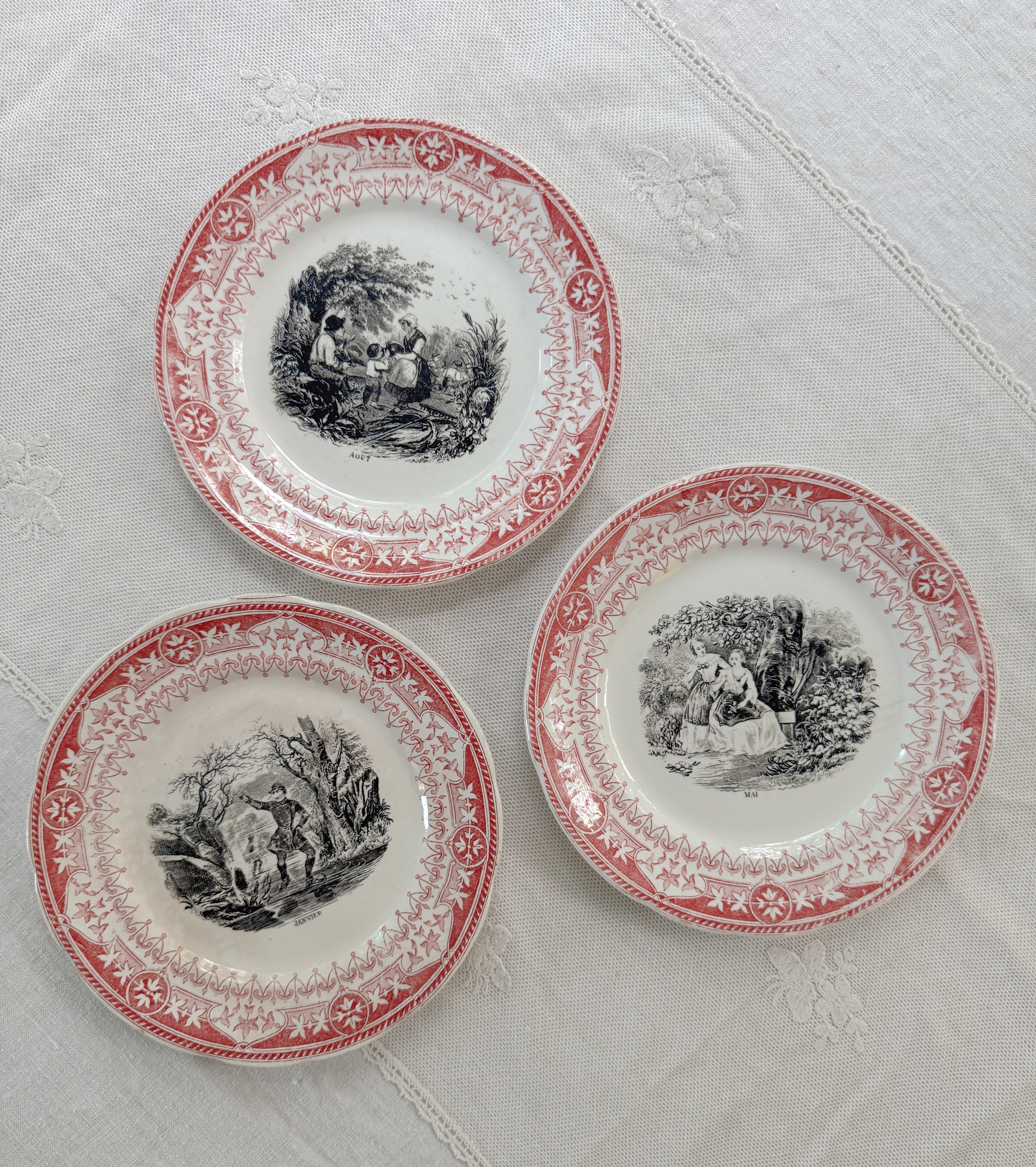 Antique French Talking Plate, Les Mois de l'Année à la Campagne, Digoin & Sarreguemines