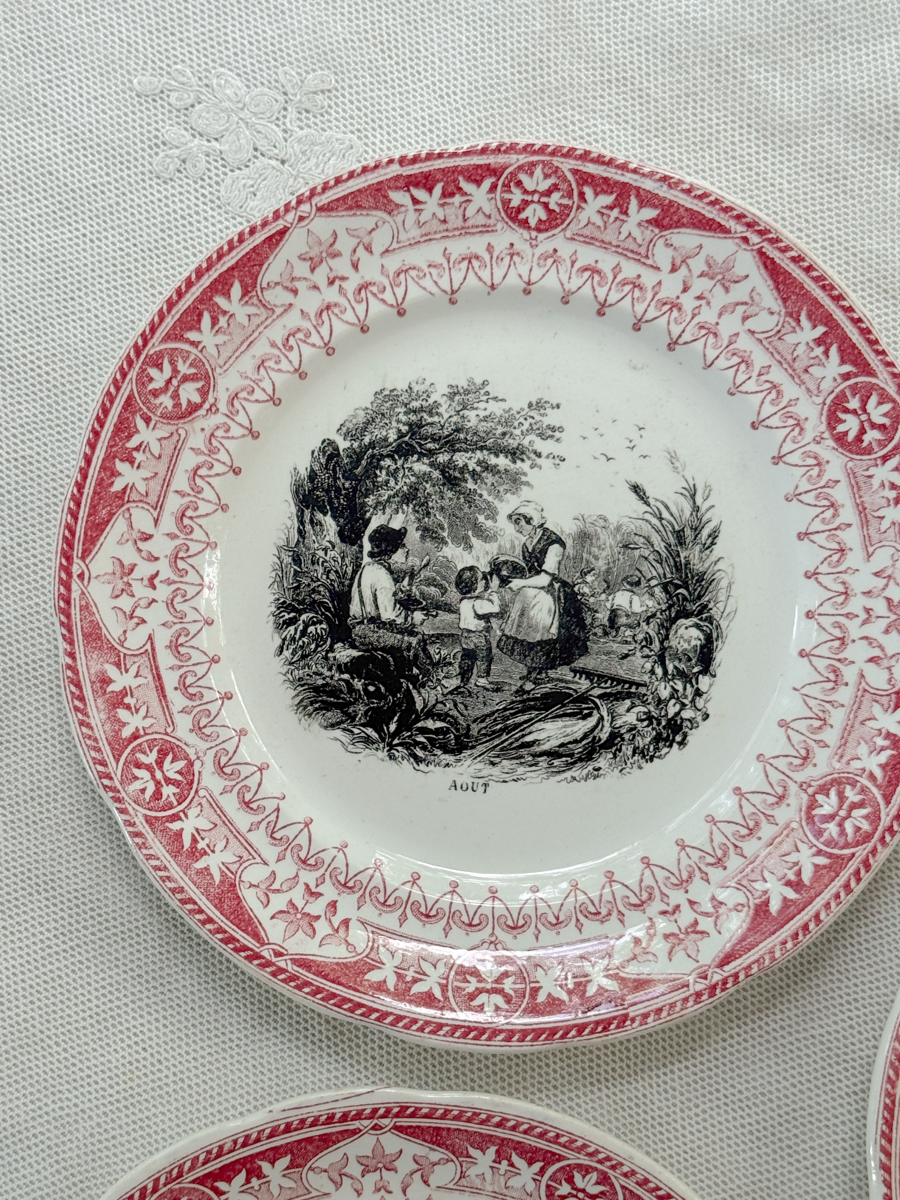 Antique French Talking Plate, Les Mois de l'Année à la Campagne, Digoin & Sarreguemines