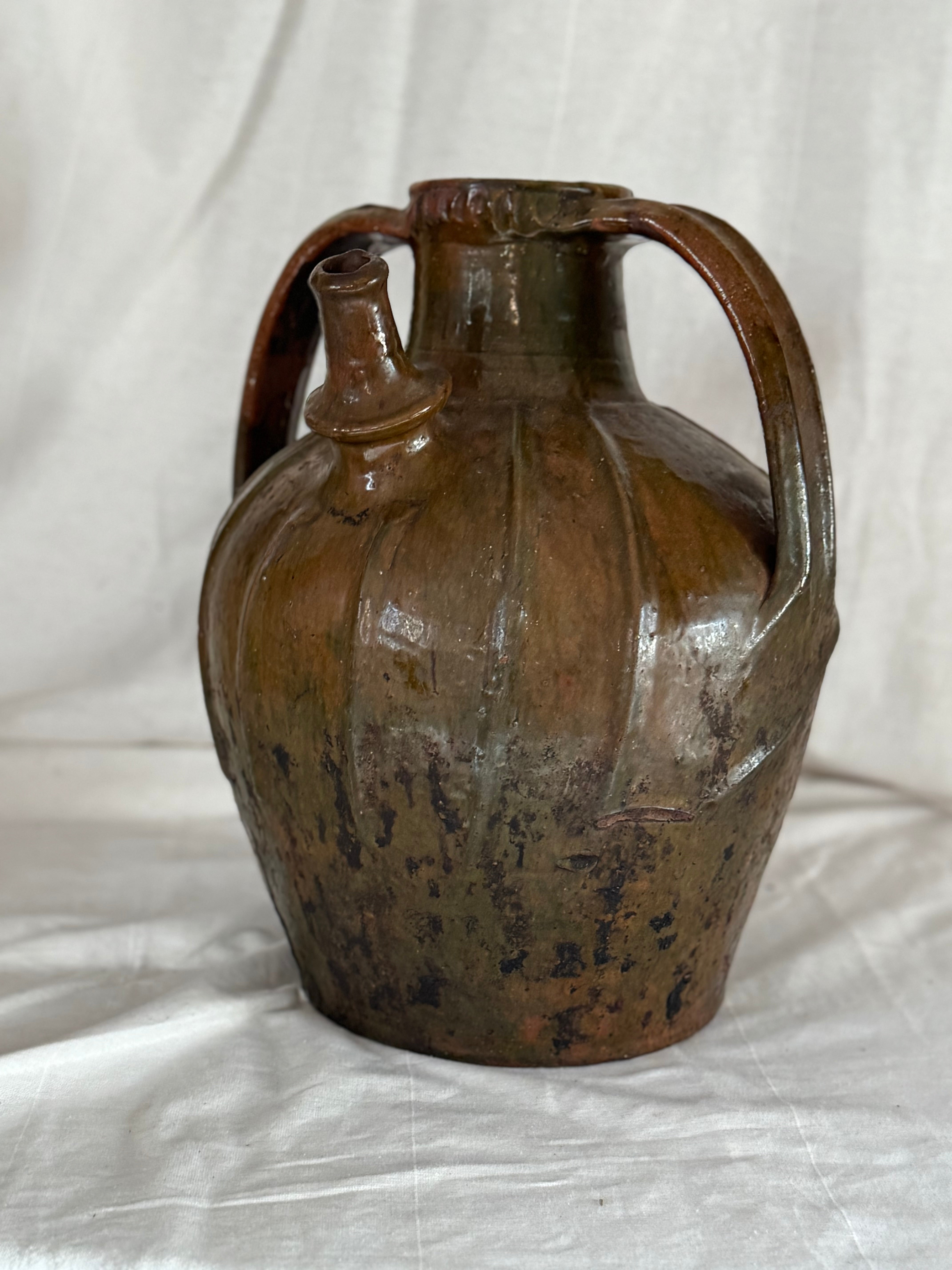 Antique melard à bec