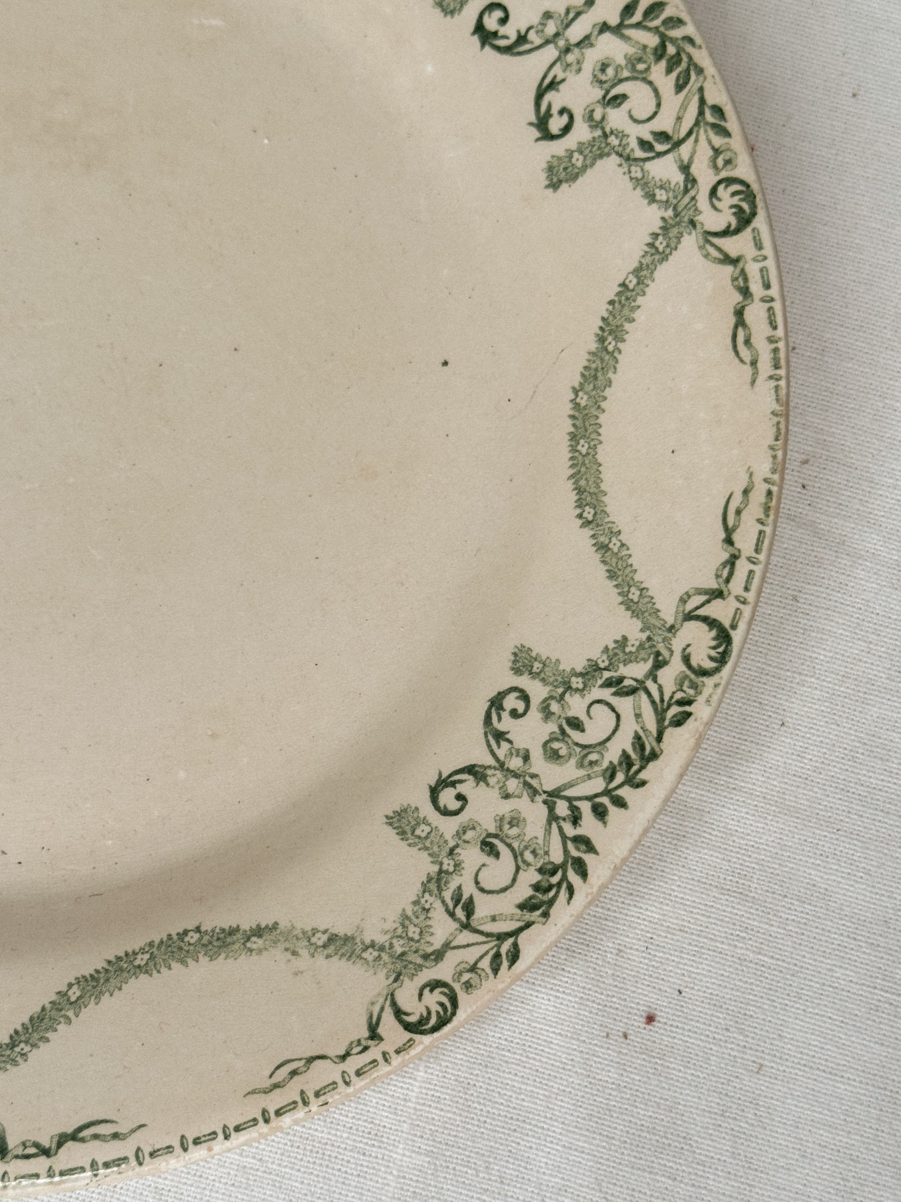 Antique French Plate- Creil & Montereau “Labrador” Pattern